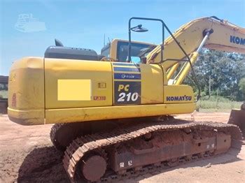 KOMATSU PC10 Mini (up to 12,000 lbs) Excavators For Sale